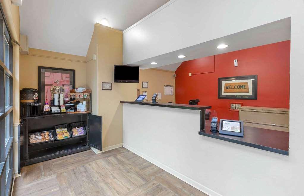 Extended Stay America Suites - Raleigh - Cary - Harrison Ave Interiør bilde