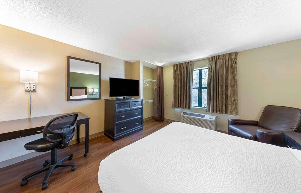 Extended Stay America Suites - Raleigh - Cary - Harrison Ave Rom bilde