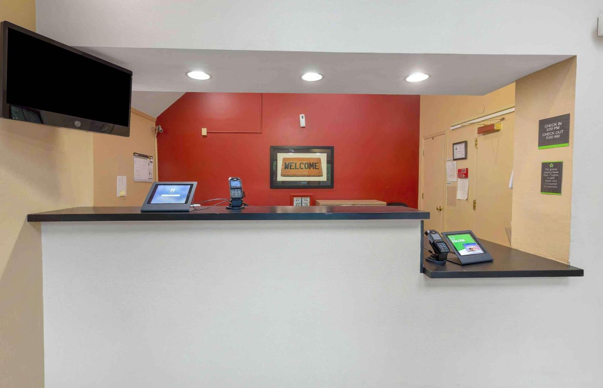 Extended Stay America Suites - Raleigh - Cary - Harrison Ave Eksteriør bilde