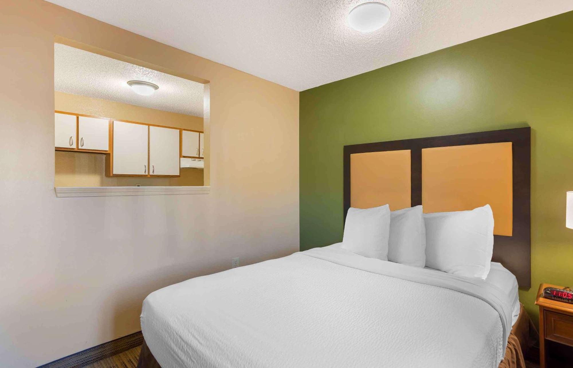 Extended Stay America Suites - Raleigh - Cary - Harrison Ave Eksteriør bilde